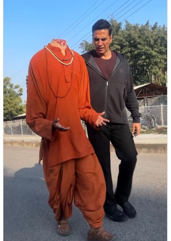 अपकमिंग फिल्म भूत बंगला के प्रमोशन में जुटे अक्षय कुमार, शेयर किया फनी वीडियो