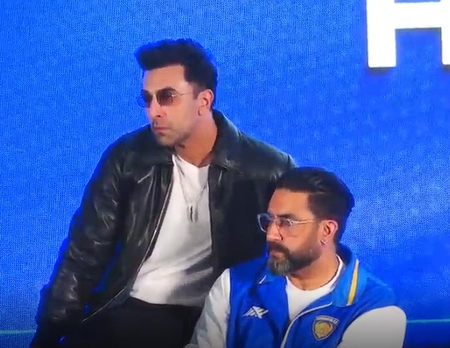 Ranbir Kapoor spills secrets about Abhishek Bachchan's gaming skills Ranbir Kapoor spills secrets about Abhishek Bachchan's gaming skills