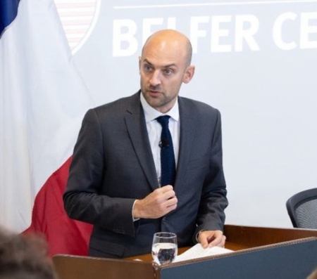 France Stand on Iran