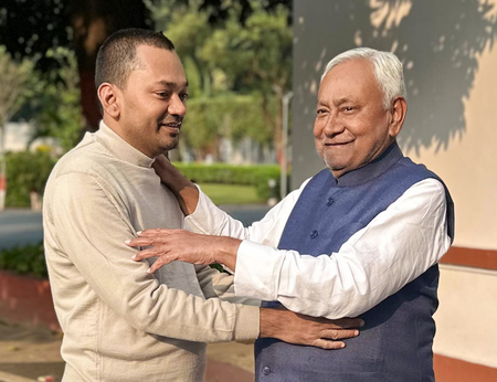 नीतीश के राज्यसभा जाने के फैसले के बाद जदयू में निशांत कुमार की एंट्री पक्की, बैठक में लगी मुहर