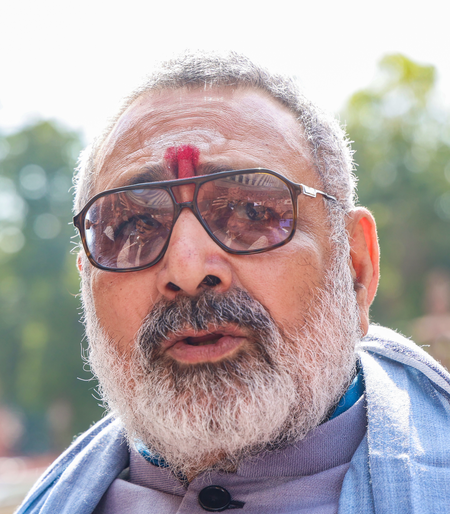 राजनीति में एंट्री करने के लिए यह निशांत कुमार के लिए सही समय गिरिराज सिंह