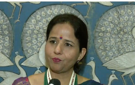 नारी शक्ति से नारायणी तक: चारु कालरा बोलीं, महिला विकास के लिए मंत्रालयों को देंगे 'अमृत' सुझाव