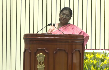 सेवा, समर्पण और राष्ट्रीयता के आयामों पर नारी-शक्ति पुरुषों से श्रेष्ठतर है: राष्ट्रपति द्रौपदी मुर्मु