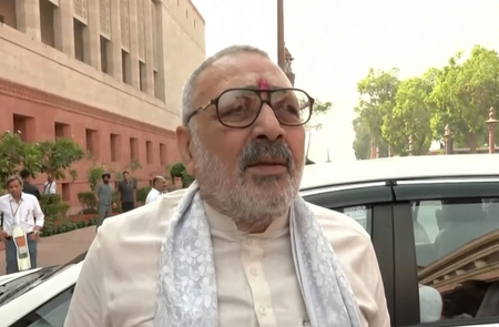 लोकसभा अध्यक्ष के खिलाफ अविश्वास प्रस्ताव पर सियासत तेज, भाजपा व सहयोगी दलों ने किया विरोध