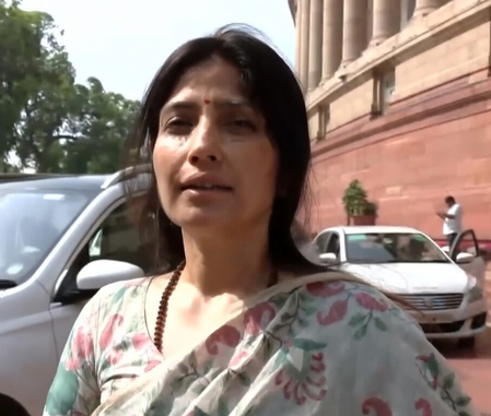 विपक्ष के सांसदों ने स्पीकर की निष्पक्षता पर उठाए सवाल, कहा- पक्षपात कर रहे हैं लोकसभा अध्यक्ष