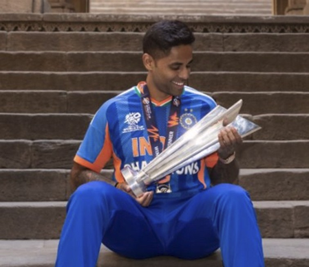Gujarat: Suryakumar Yadav visits Adalaj Stepwell with T20 World Cup trophy Gujarat: Suryakumar Yadav visits Adalaj Stepwell with T20 World Cup trophy