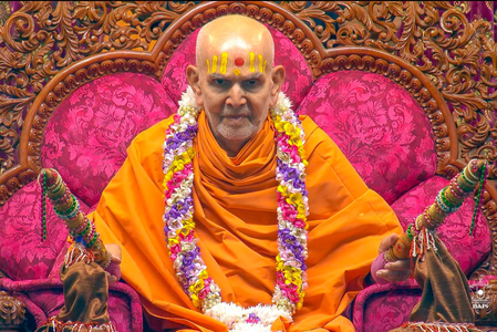 पुष्पदोलोत्सव तीर्थधाम सारंगपुर में मनाया गया फूलडोल रंगोत्सव, परम पूज्य महंत स्वामी महाराज का हुआ अभिनंदन पुष्पदोलोत्सव तीर्थधाम सारंगपुर में मनाया गया फूलडोल रंगोत्सव, परम पूज्य महंत स्वामी महाराज का हुआ अभिनंदन