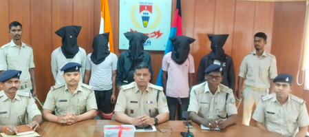 खूंटी: जमीन विवाद में हुई गोलीबारी और हत्या का खुलासा, पुलिस ने शूटर समेत पांच आरोपियों को दबोचा