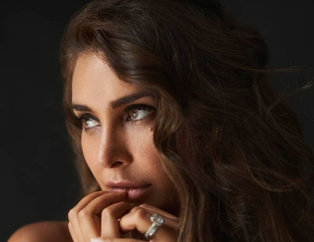 मिडलाइफ कोई संकट नहीं बल्कि महिला की असली ताकत का उदय है  लिसा रे