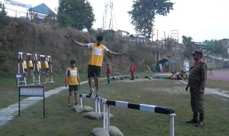 हमीरपुर अग्निवीर भर्ती रैली: देश सेवा के लिए दौड़े 500 युवा, सेना में जाने के सपनों को दे रहे उड़ान