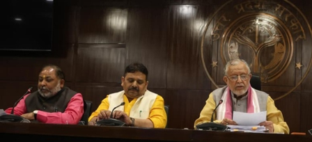 यूपी कैबिनेट का बड़ा फैसला, अब प्रदेश के हर गांव तक पहुंचेंगी बसें