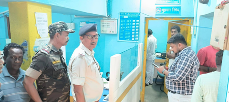 झारखंड: बहरागोड़ा में दिनदहाड़े बैंक डकैती, हथियारों के बल पर 15 लाख रुपए की लूट