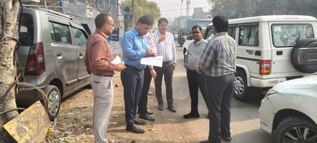 सफाई व्यवस्था और शहर के अनुरक्षण का सीईओ ने किया निरीक्षण, लापरवाही पर कई कर्मियों की सेवा समाप्त