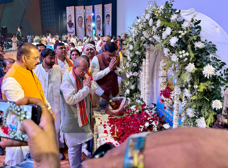 अमर शहीद जुब्बा सहनी के शहादत दिवस पर डिप्टी सीएम सम्राट चौधरी और विजय सिन्हा ने पटना में दी श्रद्धांजलि