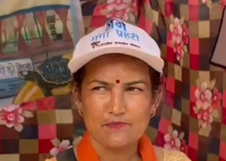 अचार और चटनी समेत कपड़े के बैग बनाकर आत्मनिर्भर बन रहीं महिलाएं