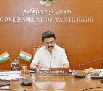 सीएम स्टालिन ने कई परियोजनाओं का किया शिलान्यास, अधिकारियों को सौंपी 28 गाड़ियां