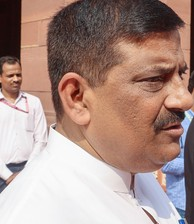 देश में एलपीजी की कोई कमी नहीं, विपक्ष फैला रहा अफवाह: संजय झा