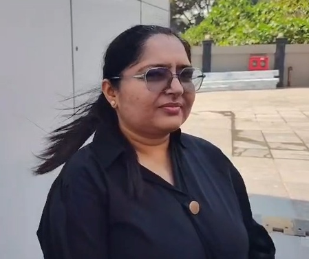 होर्मुज स्ट्रेट में फंसे मुंबई कैप्टन वीरेंद्र विश्वकर्मा, पत्नी निल्पा ने सरकार से सुरक्षित वतन वापसी की गुहार लगाई