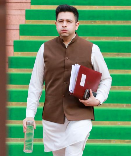 समरकंद में राघव चड्ढा ने उठाया महिलाओं के राजनीतिक अधिकारों का मुद्दा, बोले-सिर्फ वोट नहीं, शासन में भी मिले अधिकार समरकंद में राघव चड्ढा ने उठाया महिलाओं के राजनीतिक अधिकारों का मुद्दा, बोले-सिर्फ वोट नहीं, शासन में भी मिले अधिकार