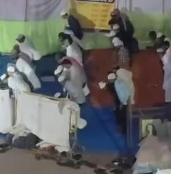 मुंबई के मलाड रेलवे स्टेशन परिसर में पढ़ी गई नमाज, भाजपा नेता किरीट सौम्या ने की कार्रवाई की मांग