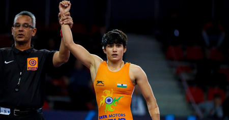 पूजा गहलोत की कुश्ती के खिलाफ थे पिता, हालात से लड़कर बनाई पहचान