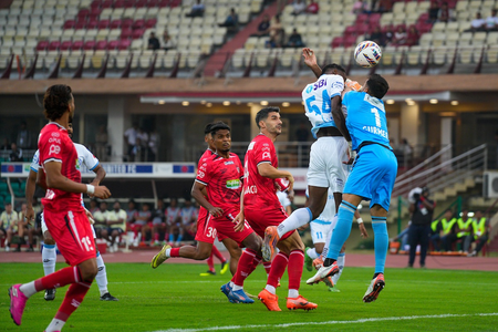 आईएसएल जमशेदपुर के खिलाफ रोड्रिगेज के 2 गोल, नॉर्थईस्ट को मिली पहली जीत