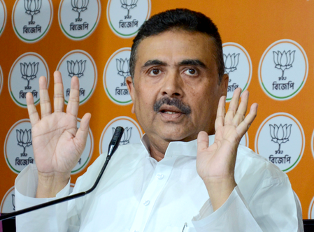 बंगाल चुनाव डीजीपी सहित अन्य अधिकारियों को हटाए जाने पर बोले सुवेंदु अधिकारी, थानेदारों को भी बदलना चाहिए