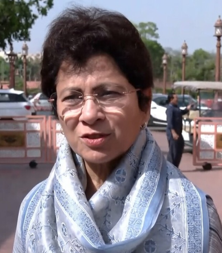 जेपी नड्डा के रसोई गैस होर्डिंग वाले बयान पर कांग्रेस बोली, आरोप पूरी तरह निराधार