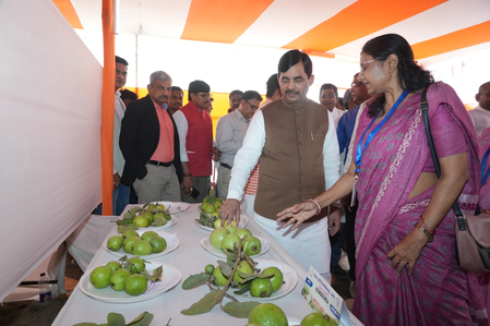 बिहार कृषि विश्वविद्यालय सबौर में राष्ट्रीय किसान मेले की शुरुआत बिहार कृषि विश्वविद्यालय सबौर में राष्ट्रीय किसान मेले की शुरुआत