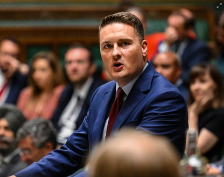 यूके में मेनिन्जाइटिस दो छात्रों की मौत, मंत्री ने माना नाइटक्लब से फैला संक्रमण