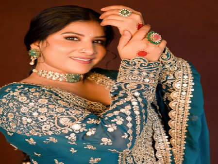 नोरा के गाने पर बवाल कौन हैं सरके चुनर फेम मंगली? गीतकार रकीब आलम का डबल मीनिंग गानों से है पुराना नाता