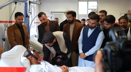 ईद पर जश्न का समय, दुख में बदल गया, पाकिस्तानी हमले में घायल हुए लोगों से मिलने पहुंचे एसीबी अधिकारी और क्रिकेटर
