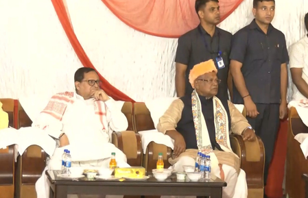 मांझी के आवास पर दावत-ए-इफ्तार में शामिल हुए कई एनडीए नेता, बोले- गंगा-जमुनी तहजीब से बिहार की एकता मजबूत