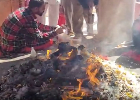 नवरात्र के चौथे दिन वैष्णो देवी और नैना देवी मंदिर में आस्था का जनसैलाब, सुरक्षा चाक-चौबंद