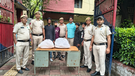 दिल्ली पुलिस ने की हौजखास से चोरी 6 किलो चांदी और कीमती धातुएं बरामद, चार आरोपी गिरफ्तार