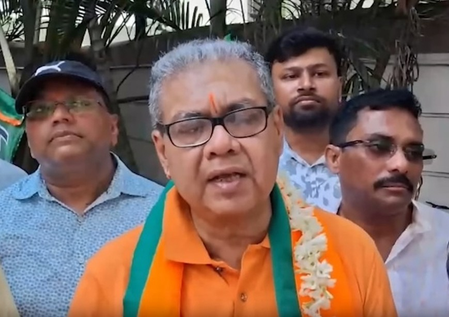 मछली खरीदकर चुनाव प्रचार शुरू करने वाले शारद्वत मुखर्जी का दावा, बंगाल में मांसाहार पर रोक लगाने की कोई योजना नहीं मछली खरीदकर चुनाव प्रचार शुरू करने वाले शारद्वत मुखर्जी का दावा, बंगाल में मांसाहार पर रोक लगाने की कोई योजना नहीं