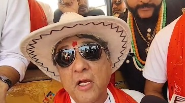 भगत सिंह, सुखदेव और राजगुरु को मिले शहीद का दर्जा  मुकेश खन्ना