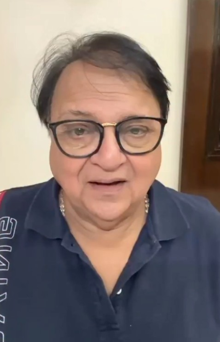 राकेश बेदी ने थियेटर में वीडियो बनाने वालों से की अपील, स्पॉइलर डालकर दूसरों का मजा न बिगाड़ें राकेश बेदी ने थियेटर में वीडियो बनाने वालों से की अपील, स्पॉइलर डालकर दूसरों का मजा न बिगाड़ें