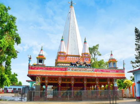 चैत्र नवरात्रि के छठवें दिन मां कात्यायनी की कृपा पाने के लिए करें इन मंदिरों का दर्शन, जीवन के हर कष्ट से मिलेगी मुक्ति चैत्र नवरात्रि के छठवें दिन मां कात्यायनी की कृपा पाने के लिए करें इन मंदिरों का दर्शन, जीवन के हर कष्ट से मिलेगी मुक्ति