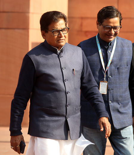 सरकार को मिडिल ईस्ट युद्ध रुकवाने के लिए कोशिश करनी चाहिए रामगोपाल यादव सरकार को मिडिल ईस्ट युद्ध रुकवाने के लिए कोशिश करनी चाहिए रामगोपाल यादव