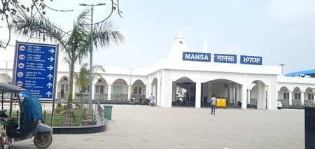1911 के बाद, अमृत ​​भारत स्टेशन योजना के तहत मानसा रेलवे स्टेशन की बदली सूरत