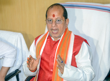 बिहार काम पर लौटे अधिकारियों को धमकी देने वाले हड़ताली राजस्व अधिकारियों पर होगी प्राथमिकी