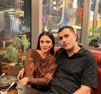 श्रद्धा आर्या ने राहुल नागपाल पर लुटाया प्यार, खास पोस्ट से बनाया पति का दिन