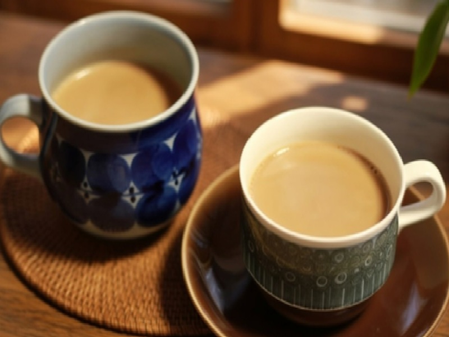 सुबह के नाश्ते में लेते हैं चाय, बिस्किट या नमकीन, जानें कैसे सेहत के साथ कर रहे हैं खिलवाड़