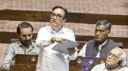 दिल्ली की जहरीली हवा पर कांग्रेस नेता अजय माकन की चेतावनी