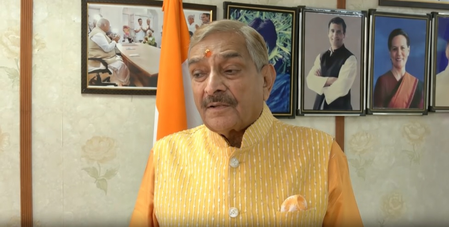 हिमंता बिस्वा सरमा ज्यादा पढ़े-लिखे नहीं, इसलिए कांग्रेस को लेकर दे रहे गलत बयानः प्रमोद तिवारी हिमंता बिस्वा सरमा ज्यादा पढ़े-लिखे नहीं, इसलिए कांग्रेस को लेकर दे रहे गलत बयानः प्रमोद तिवारी