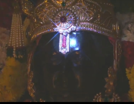 अयोध्या  अभिजीत मुहूर्त में रामलला का दिव्य ‘सूर्य तिलक’,श्रद्धालु भावविभोर