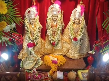 राम नवमी के अवसर पर मध्य प्रदेश के राम मंदिरों में भक्तों का सैलाब, विशेष अनुष्ठान के साथ मनाया जा रहा जन्मोत्सव राम नवमी के अवसर पर मध्य प्रदेश के राम मंदिरों में भक्तों का सैलाब, विशेष अनुष्ठान के साथ मनाया जा रहा जन्मोत्सव