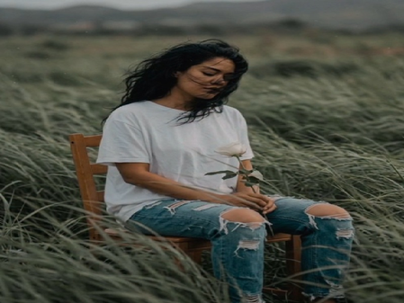 मौत को मात देकर वापस आई मुमैत खान आज जी रहीं गुमनाम जिंदगी, रातों-रात मिला था देख ले गर्ल का टाइटल