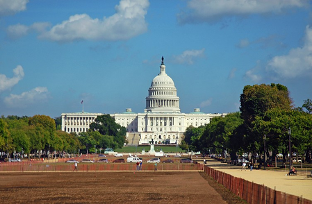 सिर्फ 25 फीसदी यूरोपीय लोग अमेरिका को मित्र देश के रूप में देखते हैं जन सर्वे